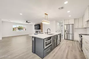 18022 N 134th Ave, Sun City West, AZ 85375 - Photo 15