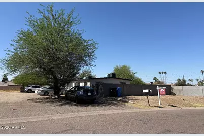 1215 E Mission Lane, Phoenix, AZ 85020 - Photo 11