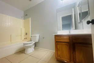 3143 W Jessica Ln, Phoenix, AZ 85041 - Photo 11