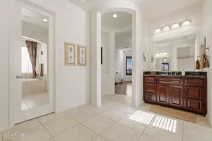 1513 W Bramble Berry Ln, Phoenix, AZ 85085 - Photo 27