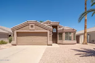1616 W Kesler Ln, Chandler, AZ 85224 - Photo 1