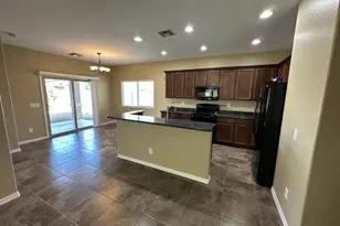 946 W Basswood Ave, San Tan Valley, AZ 85140 - Photo 5