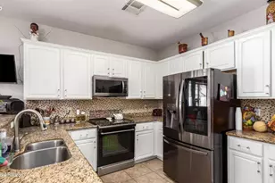 10225 W Camelback Rd, Phoenix, AZ 85037 - Photo 9