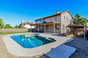 7121 W Windrose Dr, Peoria, AZ 85381 - Photo 5