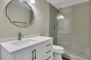 7121 W Windrose Dr, Peoria, AZ 85381 - Photo 29