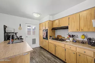 4431 W Garden Dr, Glendale, AZ 85304 - Photo 9
