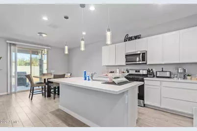 504 N 110th Drive, Avondale, AZ 85323 - Photo 5