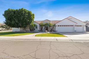 4575 E Encinas Ave, Gilbert, AZ 85234 - Photo 23