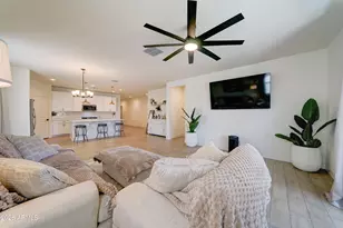 19448 W Badgett Ln, Litchfield Park, AZ 85340 - Photo 11