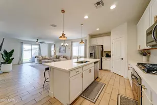 19448 W Badgett Ln, Litchfield Park, AZ 85340 - Photo 5
