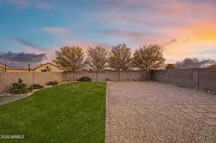 17561 W Villa Hermosa Ln, Surprise, AZ 85387 - Photo 19