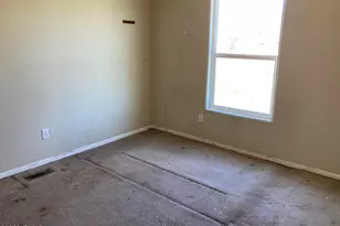 8867 E Bloomfield Rd, Hereford, AZ 85615 - Photo 5