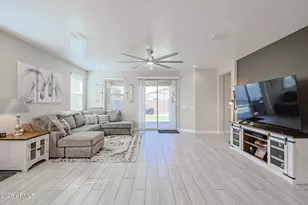 18386 W Illini St, Goodyear, AZ 85338 - Photo 7