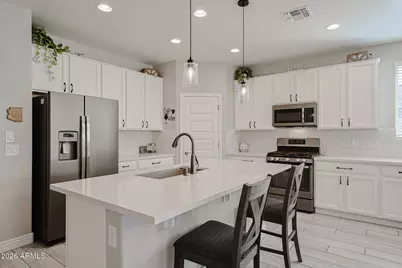 18386 W Illini Street, Goodyear, AZ 85338 - Photo 11