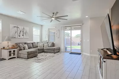 18386 W Illini Street, Goodyear, AZ 85338 - Photo 3