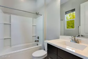 1332 E La Mirada Dr, Phoenix, AZ 85042 - Photo 29