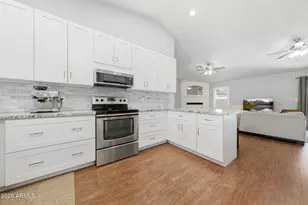 463 S 26th Cir, Mesa, AZ 85204 - Photo 13
