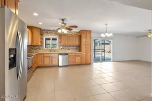 3014 W Angela Dr, Phoenix, AZ 85053 - Photo 7