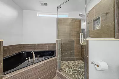 7034 N 23rd Drive, Phoenix, AZ 85021 - Photo 17