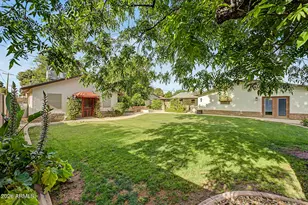 7034 N 23rd Dr, Phoenix, AZ 85021 - Photo 37