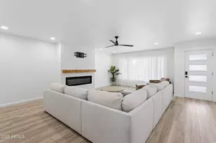8208 E Keim Dr, Scottsdale, AZ 85250 - Photo 3