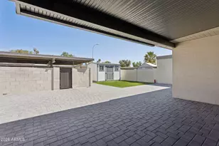 8208 E Keim Dr, Scottsdale, AZ 85250 - Photo 35