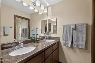 6501 N La Paloma Este, Phoenix, AZ 85014 - Photo 19