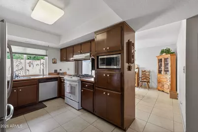 6501 N La Paloma Este --, Phoenix, AZ 85014 - Photo 11