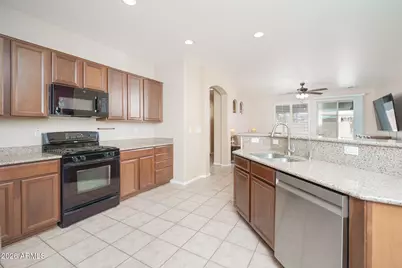 17284 W Madison Street, Goodyear, AZ 85338 - Photo 11