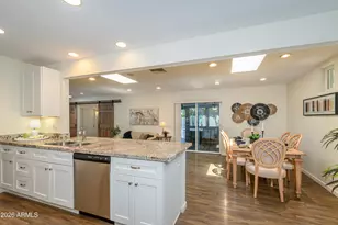 9510 W Hidden Valley Cir, Sun City, AZ 85351 - Photo 11
