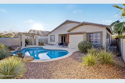 18575 W Capistrano Avenue, Goodyear, AZ 85338 - Photo 9