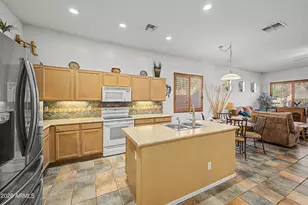 18575 W Capistrano Ave, Goodyear, AZ 85338 - Photo 11