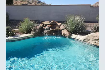 18575 W Capistrano Avenue, Goodyear, AZ 85338 - Photo 3