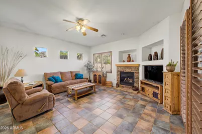 18575 W Capistrano Avenue, Goodyear, AZ 85338 - Photo 17