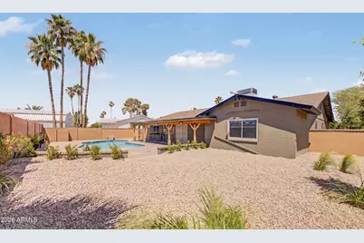 11030 N 42nd Avenue, Phoenix, AZ 85029 - Photo 17