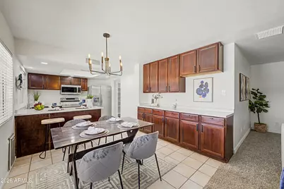11030 N 42nd Avenue, Phoenix, AZ 85029 - Photo 5