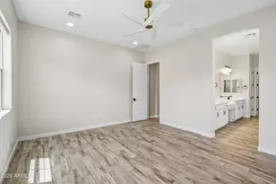 2117 E Flamingo Way, Gilbert, AZ 85297 - Photo 17