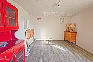 512 W Pinto St, Miami, AZ 85539 - Photo 17