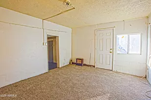 512 W Pinto St, Miami, AZ 85539 - Photo 25