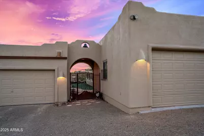 33449 N 10th Street, Phoenix, AZ 85085 - Photo 1