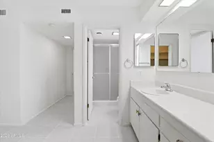 100 W Maryland Ave, Phoenix, AZ 85013 - Photo 11