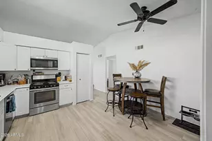 5135 E Evergreen St, Mesa, AZ 85205 - Photo 9