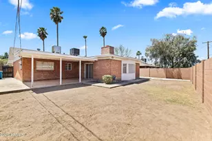 3742 W Berridge Ln, Phoenix, AZ 85019 - Photo 31