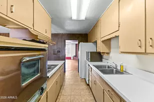 3742 W Berridge Ln, Phoenix, AZ 85019 - Photo 15
