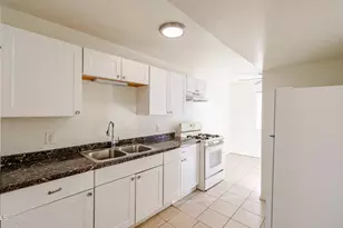 9643 N 10th Ave, Phoenix, AZ 85021 - Photo 5