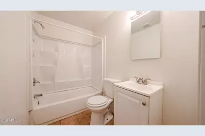 9643 N 10th Avenue, Phoenix, AZ 85021 - Photo 7