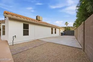 1634 W Acoma Dr, Phoenix, AZ 85023 - Photo 41