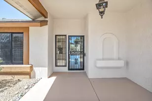 13626 W Gable Hill Dr, Sun City West, AZ 85375 - Photo 9