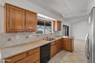 13626 W Gable Hill Dr, Sun City West, AZ 85375 - Photo 19
