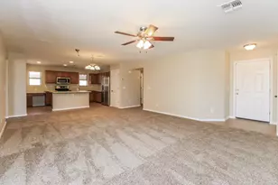 900 W Desert Canyon Dr, San Tan Valley, AZ 85143 - Photo 3